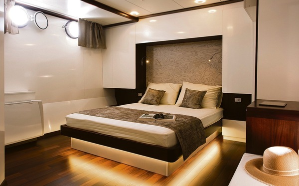 Riviera Travel, MV Corona, Cat B Cabin.jpg